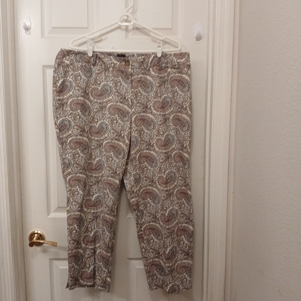 Talbots The Perfect Crop Pants Women's Size 18W Paisley Retro Casual